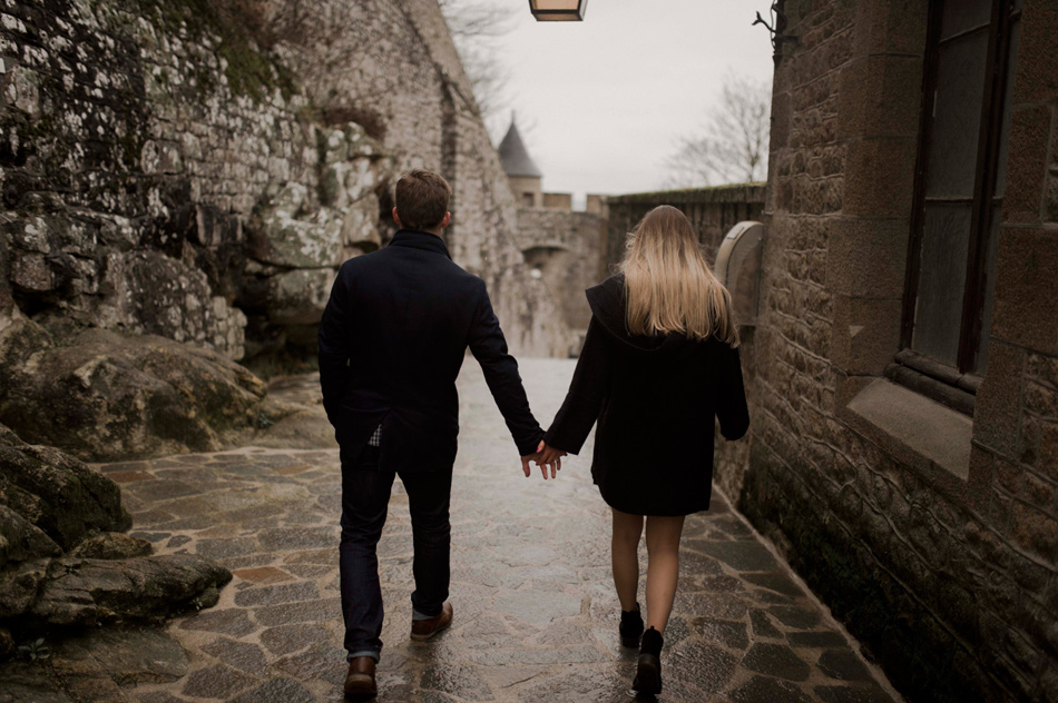 proposal photography mont saint michel