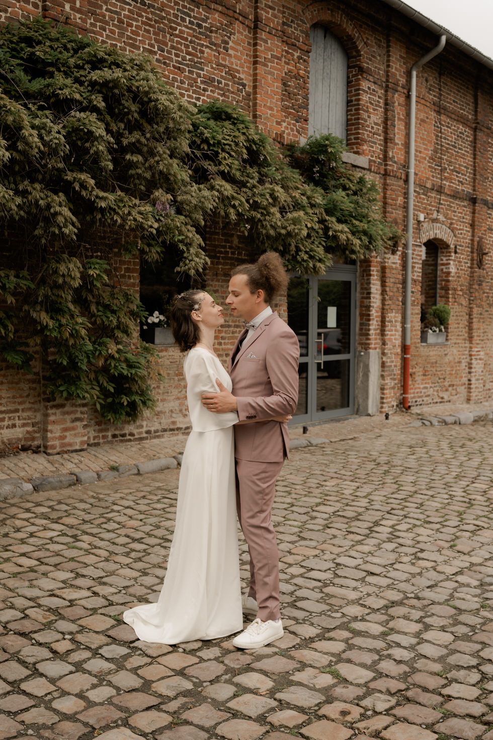 photos de couple mariage Étables de L'aunelles